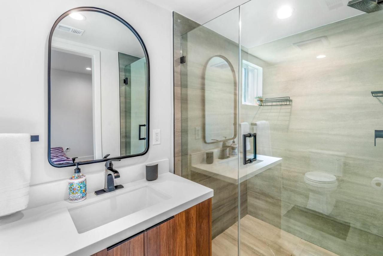 Stylish Sherman Oaks Townhouse 3bed + 3.5bath Master Appartement Los Angeles