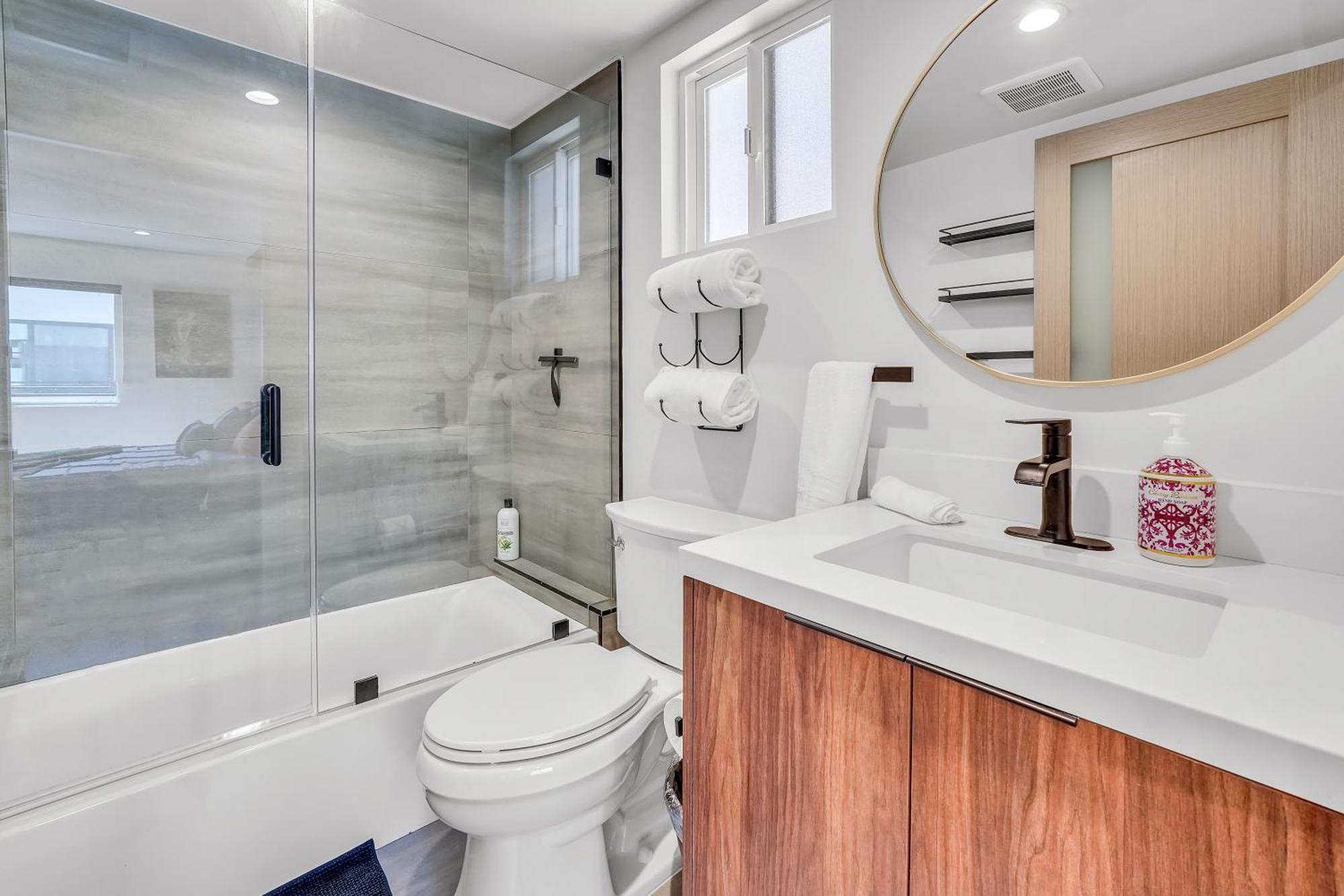 Stylish Sherman Oaks Townhouse 3bed + 3.5bath Master Appartement Los Angeles